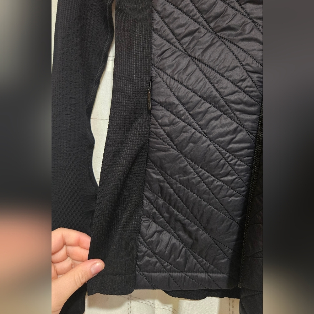 Athleta Flurry Force Insulated Primaloft Jacket II - Picture 4 of 9